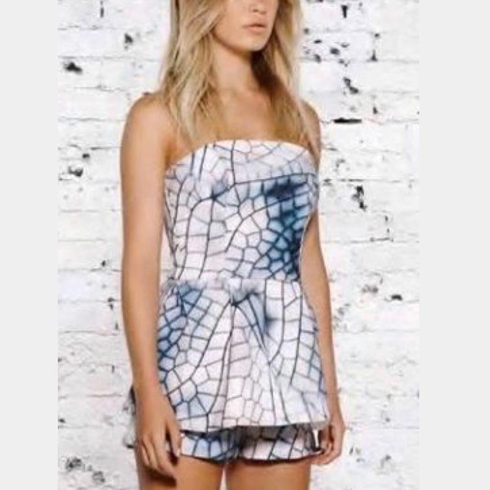 Ministry of‎ Style Strapless Shorts Romper nwot